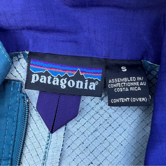 Vintage Patagonia Windbreaker
Jacket men’s Size S - Picture 10 of 11